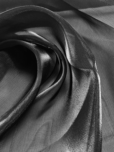 Les vêtements écologiques pour filles en 100% polyester comprennent Lily Satin Glassy Gaze Crystal Satin Tissu nacré Sheer Satin - Product Image 5