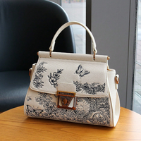 Sac à main carré de luxe de style chinois, polyvalent et tendance, grande capacité, avec broderie florale, design de niche