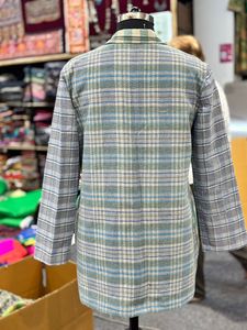 Manteau vintage en kantha pour femmes, veste en kantha faite à la main, vêtement d'extérieur bohème en kantha, manteau ethnique en kantha, manteau matelassé en kantha - Product Image 4