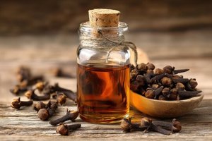Aceite Esencial de Clavo para el Cuidado del Cabello, la Piel y el Cuerpo, Apto para Masajes de Spa, Terapia de Relajación, Nutrición Capilar y Rutina Diaria - Product Image 5