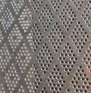Panneau métallique perforé à motif ajouré, revêtu de poudre, anti-rouille, pour usage extérieur - Product Image 2