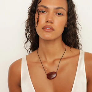 QISEN Modern tıknaz doğal taş kolye kolye kadınlar için benzersiz pürüzsüz taş uzun kordon kolye Trendy bildirimi takı - Product Image 6