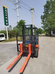 Carrello Elevatore <span class=keywords><strong>Toyota</strong></span> da <span class=keywords><strong>3</strong></span> Tonnellate ad Alta Efficienza, Garanzia di Qualità Eccellente, Carrello Elevatore a Combustione Interna, Prodotto di Qualità in Offerta - Product Image 4