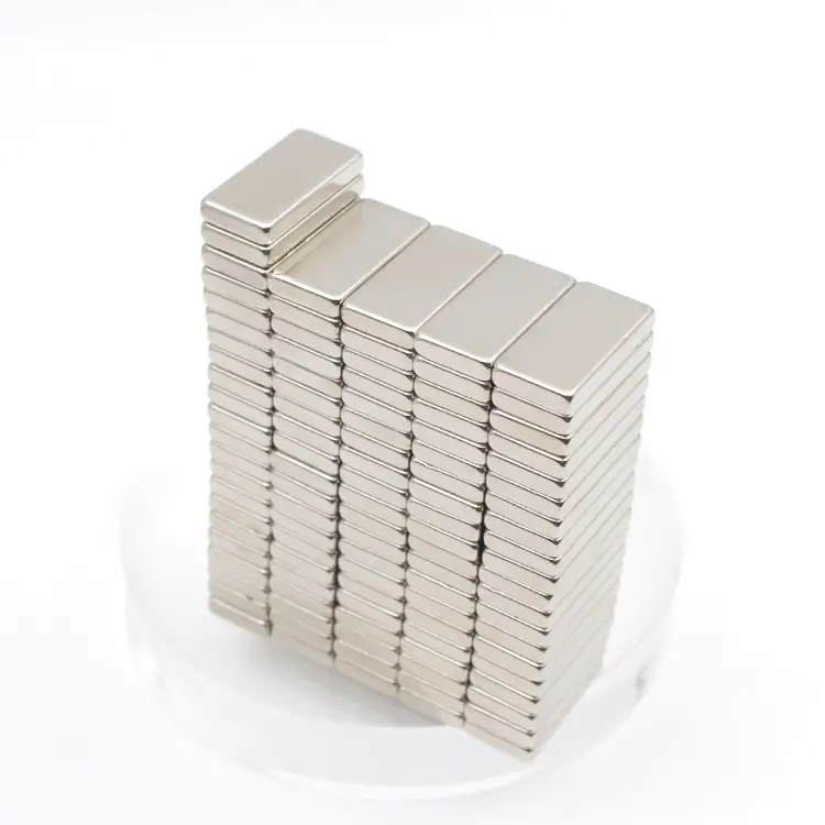 Customized Magnetic Materials Neodymium Magnet Rectangular 20X10x4mm Magnetic