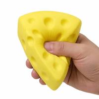 Mainan Keju Segitiga Grosir, Mainan Keju Irisan Slow Rise Squishy dari Busa PU, Mainan Penghilang Stres untuk Anak-anak, OEM