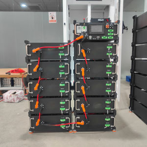 Paquete de batería 60kWh <span class=keywords><strong>300V</strong></span> <span class=keywords><strong>200AH</strong></span> LiFePO4, sistema de almacenamiento de energía solar de alto voltaje con BMS y controlador - Product Image 1