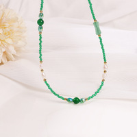 Ensemble de bijoux minimalistes printemps-été : Collier et bracelet en aventurine verte, pierre œil-de-chat verte et perles, chaîne de clavicule, bijoux de niche