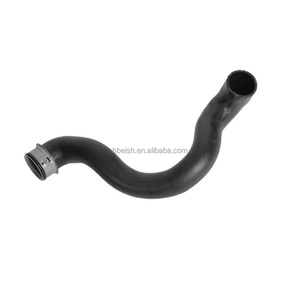 Tuyau inférieur de radiateur du système de refroidissement du moteur droit 2045013082 2045010682 <span class=keywords><strong>MERCEDES</strong></span> <span class=keywords><strong>C</strong></span> 200 CDI <span class=keywords><strong>220</strong></span> 2.1 - Product Image 1