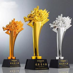 รางวัลมังกรเรซิ่นแบบกำหนดเองส่วนบุคคล รางวัลมังกรสีทอง เงิน และทองแดง - Product Image 1