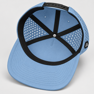 Casquettes Snapback de haute qualité 100% polyester, respirantes, sportives, à 5 panneaux, avec trous découpés au laser, logo personnalisé en PVC, casquette snapback - Product Image 3