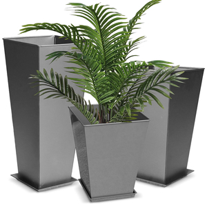 Maceta Alta Paquete De 2 Maceteros Altos Negros – Macetas Cuadradas De Plástico Cónicas For Interiores Y Exteriores – 22 Pulgadas De Alto – Moderno Acabado Ondulado Decorativo Para Interiores Exterior