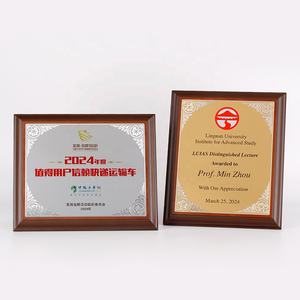 Plaque en bois de style moderne Love Art pour bébé Souvenirs de jalons Annonce de souvenirs en bois peint à la main Cadeau décoratif pour la maison - Product Image 3