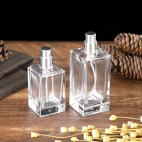 Flacons carrés en verre de 50 ml, 80 ml, 100 ml avec pompe pulvérisatrice, vides, pour parfum, voyage, vente en gros, utilisation comme diffuseur de sérum, sérigraphie