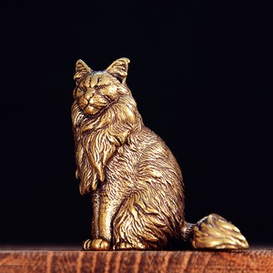 Estatua de Grulla Chapada en Oro Vintage, Escultura de Animal de Latón Sólido para Decoración de Escritorio, Obra de Arte Coleccionable Fundida a Mano - Product Image 1