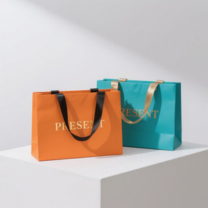 Bolsas de Compra de Papel de Lujo Ecológicas Impresas Personalizadas, Asas de Cuerda de Algodón/Recortadas/Torcidas, Impresión Digital con Recubrimiento UV, Marca <span class=keywords><strong>CRD</strong></span> - Product Image 3