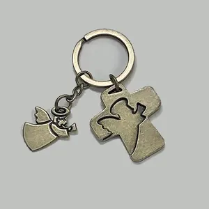 Manufacturer Good Quality Small Zinc Alloy Cross Angel pattern Keyring Metal Crafts Keyholder For Gifts