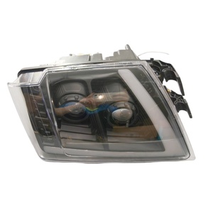 อะไหล่ระบบไฟรถบรรทุกคุณภาพสูง 21035638 21323108 ไฟหน้า LED สำหรับดัดแปลงไฟรถพ่วงวอลโว่ - Product Image 1