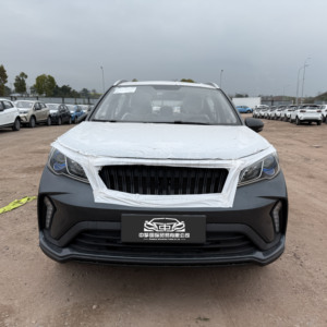 Geely Livan X3 Pro 2026, SUV de 5 Puertas y 5 Asientos, Gasolina, Manual, Vehículo Familiar Urbano - Product Image 3