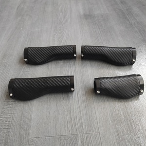 Poignées de vélo de montagne en <span class=keywords><strong>carbone</strong></span>, couvre-poignée de cyclisme, poignées de guidon de vélo <span class=keywords><strong>vtt</strong></span> - Product Image 5