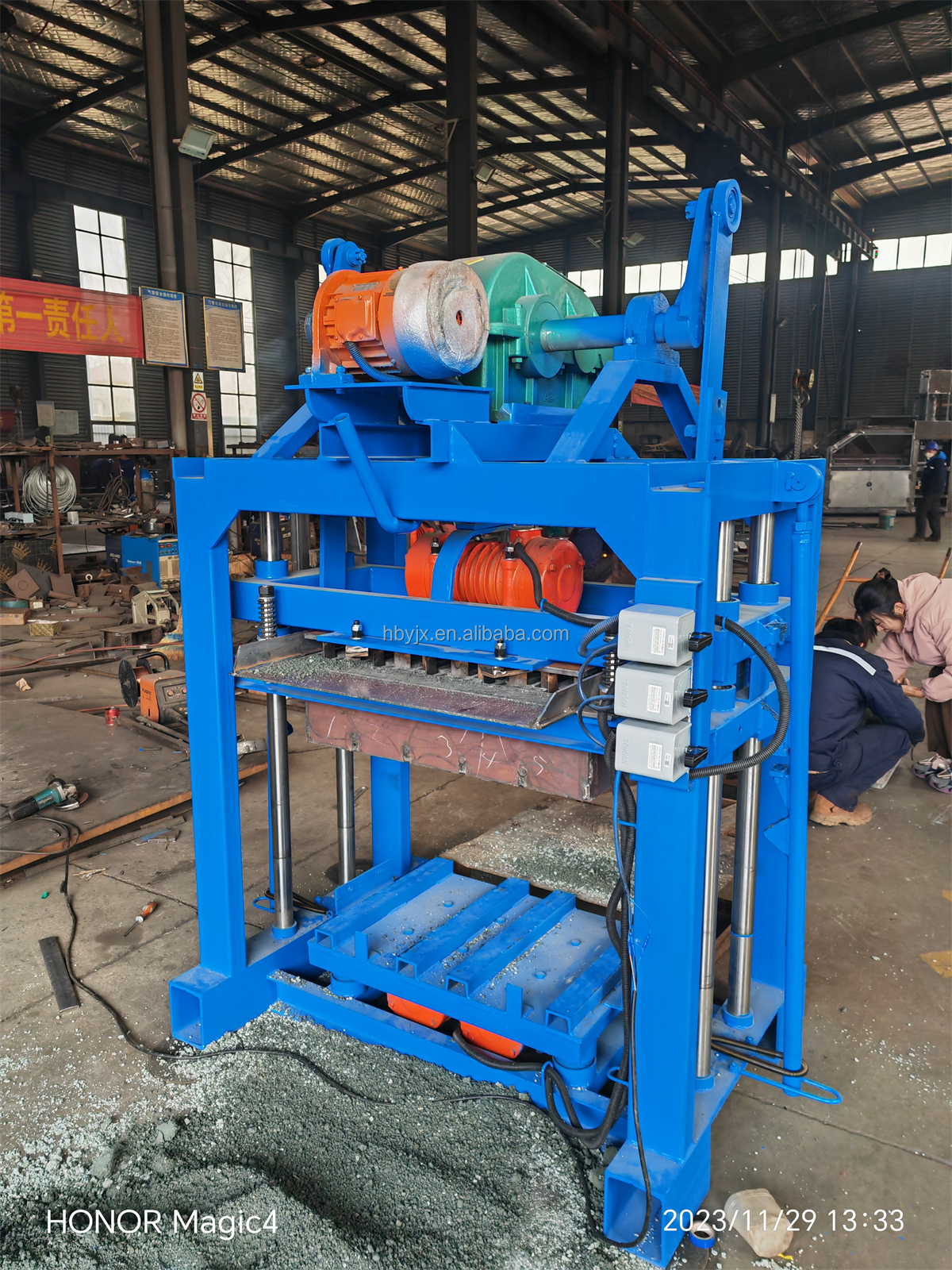 Hollow Concrete Block Machine - Qtj4-40 Manual in Sri Lanka
