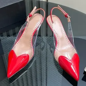 Tasarımcı marka 2024 yaz PVC sandalet sivri burun pompaları yavru topuk ziyafet elbise ayakkabı bayanlar katır gelin düğün ayakkabısı
