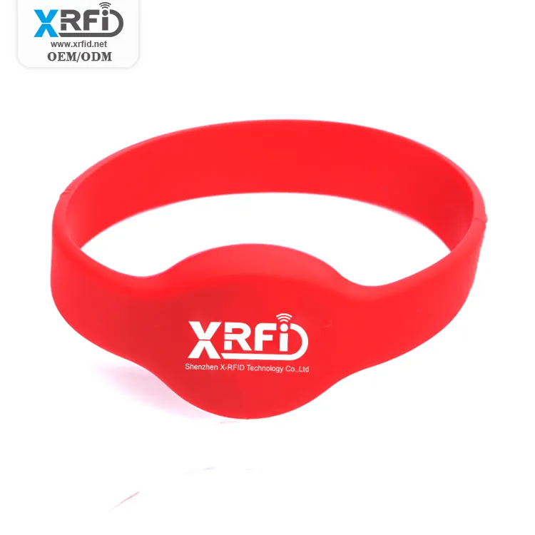 Impression de logo personnalisé 13.56mhz 1k RFID Bracelet de mode en silicone Bracelets en silicone RFID