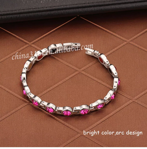 Bracelets magnétiques élégants de thérapie magnétique en acier inoxydable 316 Bracelets magnétiques de tennis infrarouges à ions négatifs en germanium 4 en 1 - Product Image 5