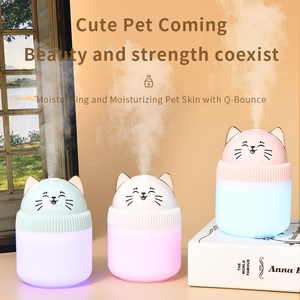Humidificateur d'air mignon en forme de chat H2O Mini 220ml Diffuseur de parfum Refroidisseur d'air Petite taille Humidificateur d'air USB Lumière LED nocturne Prix bas - Product Image 4