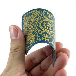 Services tout-en-un, jeux de cartes à jouer personnalisés pour adultes, anime, <span class=keywords><strong>prix</strong></span> bas, impression personnalisée, cartes à jouer en feuille d'aluminium - Product Image 2