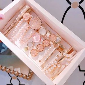 Lot de pinces à cheveux métalliques en gros pour filles et étudiants - Pinces à bec de canard droites et pinces à frange - Product Image 1
