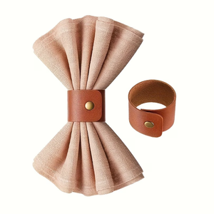 Anneau de serviette de style europé<span class=keywords><strong>en</strong></span> simple, décoration de table d'hôtel tendance, boucle de serviette <span class=keywords><strong>en</strong></span> similicuir pour Thanksgiving - Product Image 1