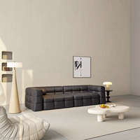 Ensemble de canapés en cuir au design moderne et écologique, avec dossier rembourré en éponge carrée type guimauve, pieds en acier inoxydable, pour usage hôtelier