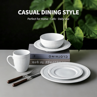 Service de vaisselle en porcelaine blanche cannelée avec bordure perlée en relief, durable, compatible micro-ondes et lave-vaisselle, assiettes et tasses pour la maison et la restauration