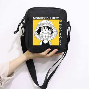 กระเป๋าคาดอกสะพายข้างลายอนิเมะ ชิป หนี่เหนียง วันพีซ คิง หลัวตงจิง นาฬิกา ไพโอเนียร์ แอทแทค ไจแอนท์ - Product Image 3