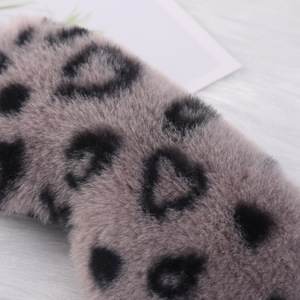 Masque de sommeil en peluche doux et respirant, cache-yeux occultant mignon et moelleux - Product Image 5