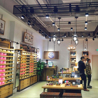 Étagère de présentation en verre carré massif de haute qualité, avec éclairage LED, finition polie, robuste, facile à nettoyer, pour porte coulissante