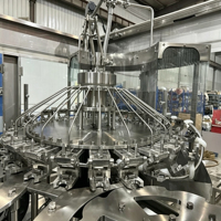Ligne d'embouteillage automatique grande capacité CGF32-32-10 10000-12000BPH, machine de rinçage et de bouchage pour bouteilles PET d'eau de 200 ml, haute précision