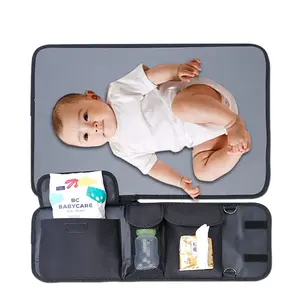 OEM轻型旅行婴儿更换垫便携式尿布垫防水可折叠婴儿更换垫