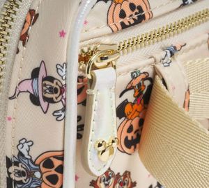 Sac banane carré portable pour enfants, personnalisé, beige, imperméable, avec fermeture éclair, motif Halloween magique et effrayant, pour les parcs - Product Image 4