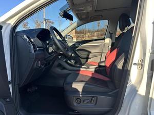 Autos Usados Baratos <span class=keywords><strong>Skoda</strong></span> <span class=keywords><strong>Karoq</strong></span> <span class=keywords><strong>2022</strong></span> TSI280 Edición Premium - Product Image 4