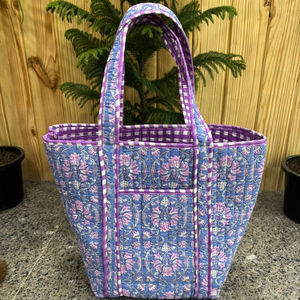 กระเป๋าโท้ทผ้าฝ้ายลายดอกไม้พิมพ์ลายบล็อกอินเดียสำหรับผู้หญิง ขายดีที่สุด สีเข้ากัน จุของได้เยอะ - Product Image 1