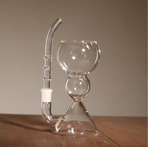 Commande en gros de verres à cocktail fumés, verres à boire soufflés à la main avec base en bambou - Product Image 3