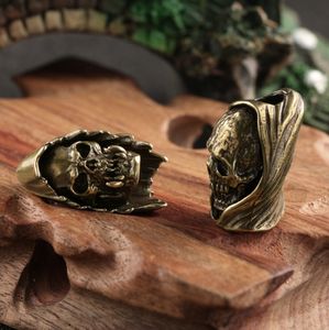 Schädel kopf Regenschirm Seil EDC Zubehör DIY Halloween Dekoration Todes messer Anhänger Schlüssel anhänger - Product Image 2