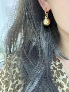 Xinfly 18K Solid Gold Hollow Hoop Earrings Fine Jewelry <b>Huggie</b> Earrings for Women for Wedding or Gift - Product Image 5