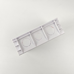 Venta al por mayor 86mm 146mm solo doble PC montaje en superficie de pared interruptor enchufe caja de revestimiento seco - Product Image 5