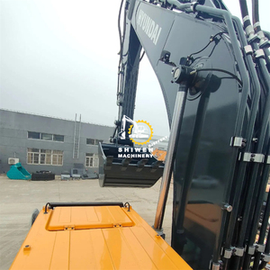 Original Hyundai HX220HD Used Crawler Excavator Cummins Engine 2026 Model Gear Pump Import Sale HX220 HX210 HX200 HYUNDAI Digger - Product Image 5