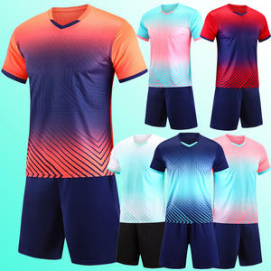 مجموعة جيرسي لكرة القدم للرجال من البوليستر مسامية حسب الطلب من تايلاند من من من ملابس كرة القدم للأولاد - Product Image 6