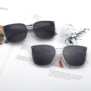 2025 nuevas gafas de sol de moda populares recién llegados diseñador de moda gafas de sol sin montura mujeres gafas de sol al por mayor - Product Image 3