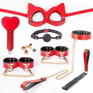 Ensemble de bondage en cuir véritable rouge Sm avec menottes, masque, bâillon et pinces pour jeux adultes - Product Image 3