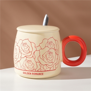 High Quality Golden Romance Rose Pattern 13oz Gift <b>Mug</b> <b>Ceramic</b> <b>Mugs</b> Coffee Cup With Lid and Spoon - Product Image 3